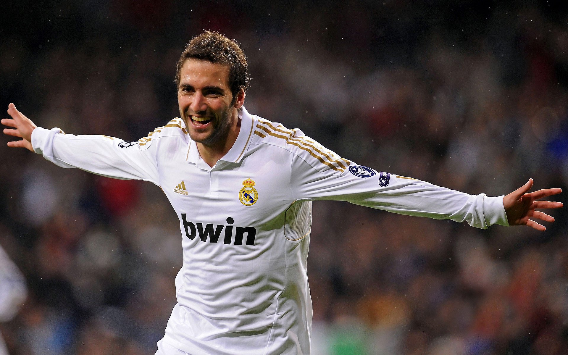 从哥斯达黎加对阵曼城看迪亚斯,用实力打破质疑,在顶级舞台证明自己