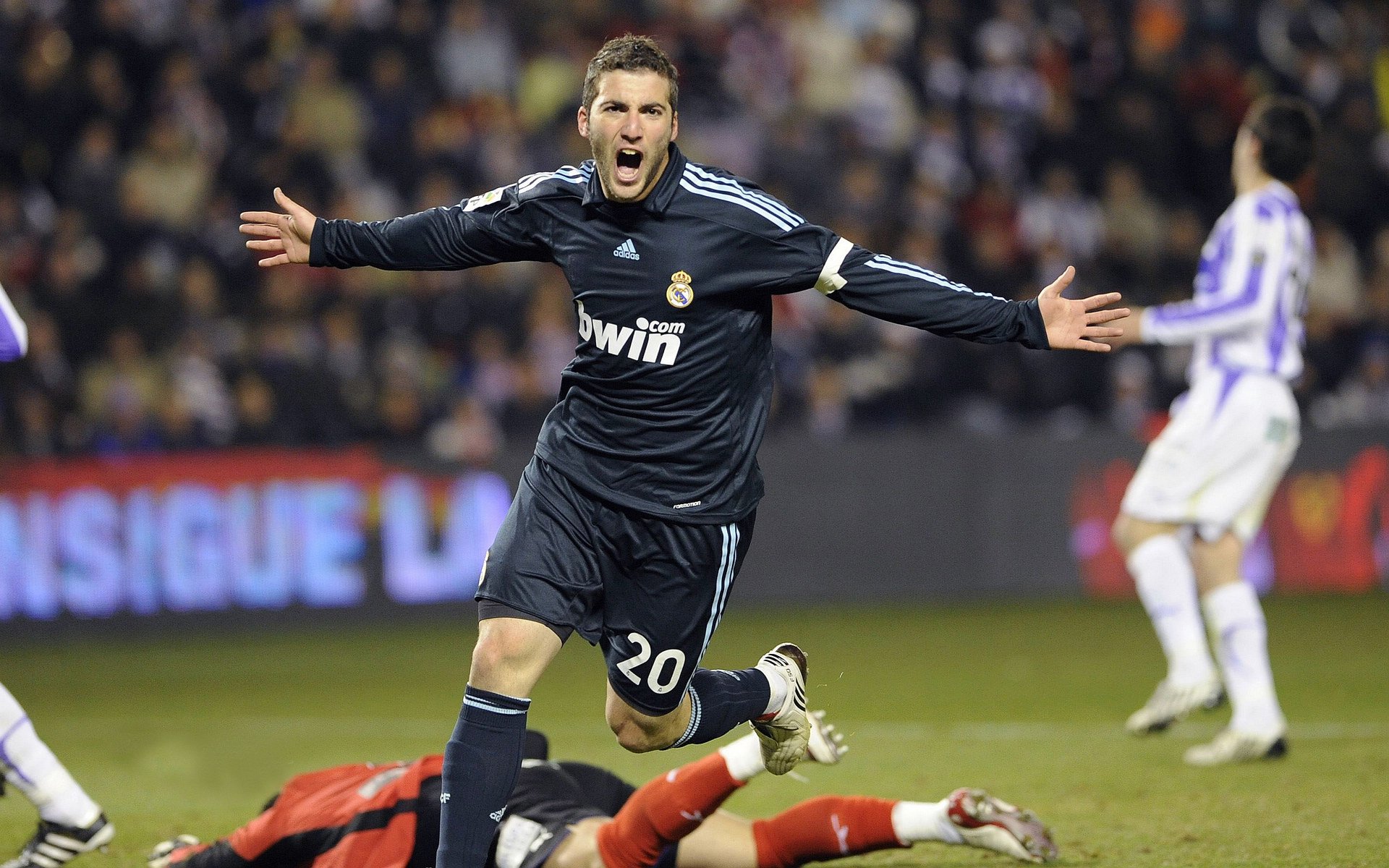 西决生死战之夜,C罗存在感拉满