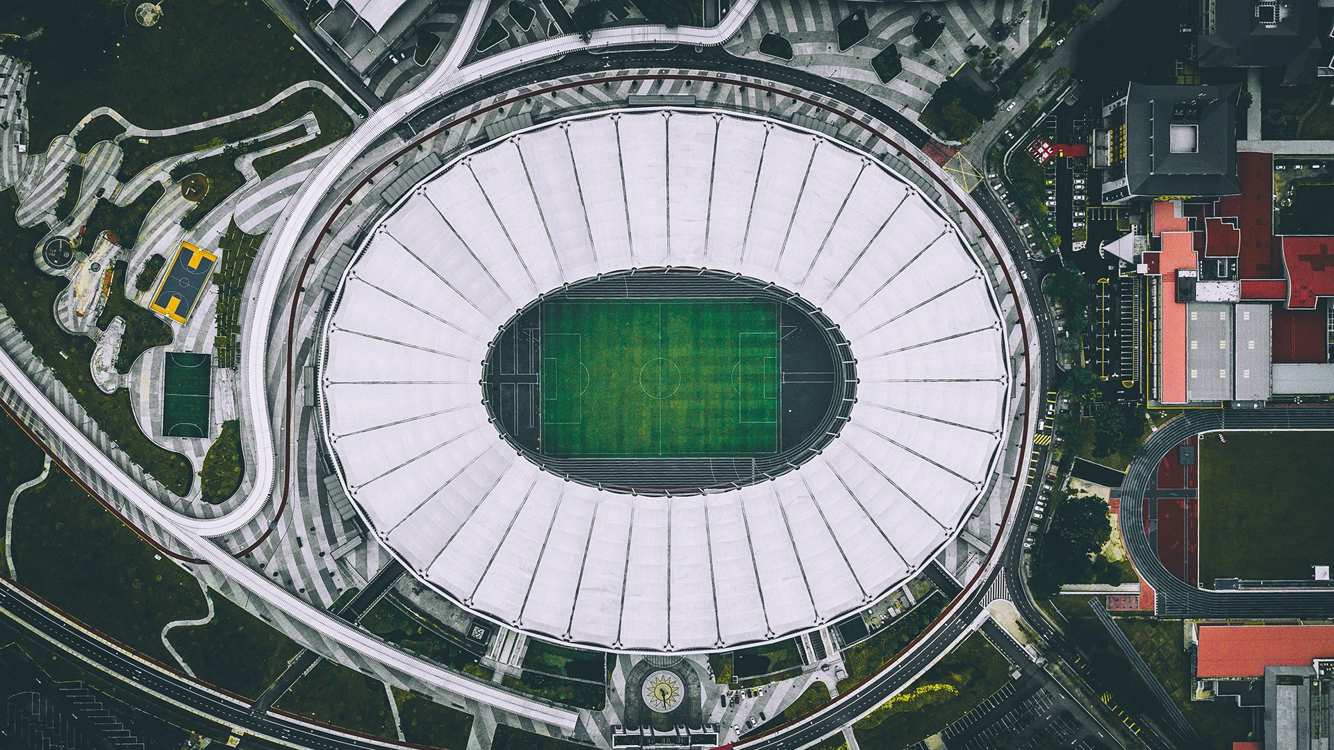 开云官方平台-温网力克蒙特卡洛大师赛，蒂姆扛起全队—一场跨越红土与草地的唯一性救赎